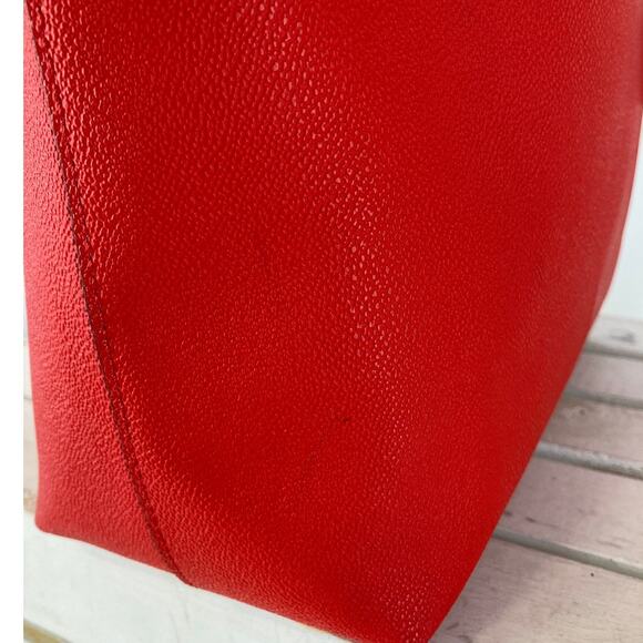 MICHAEL KORS, LARGE SHRIMP SAFFIANO LEATHER SHOULDER BAG - Picture 5 of 15